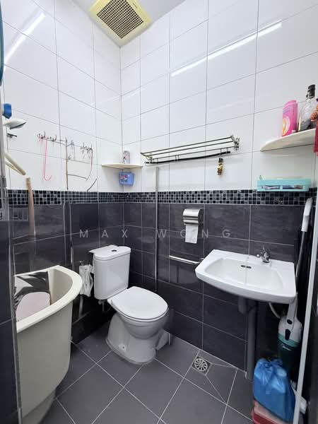 Taman Kota Permai untuk Untuk Dijual - RM 630,000, Feb 2026 - Bathroom - PropertyGuru.com.my