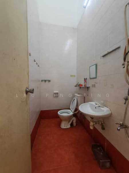 Taman Daya Taman Daya Tamans Dayas untuk Untuk Disewa - RM 2,000 /bulan, Feb 2026 - PropertyGuru.com.my