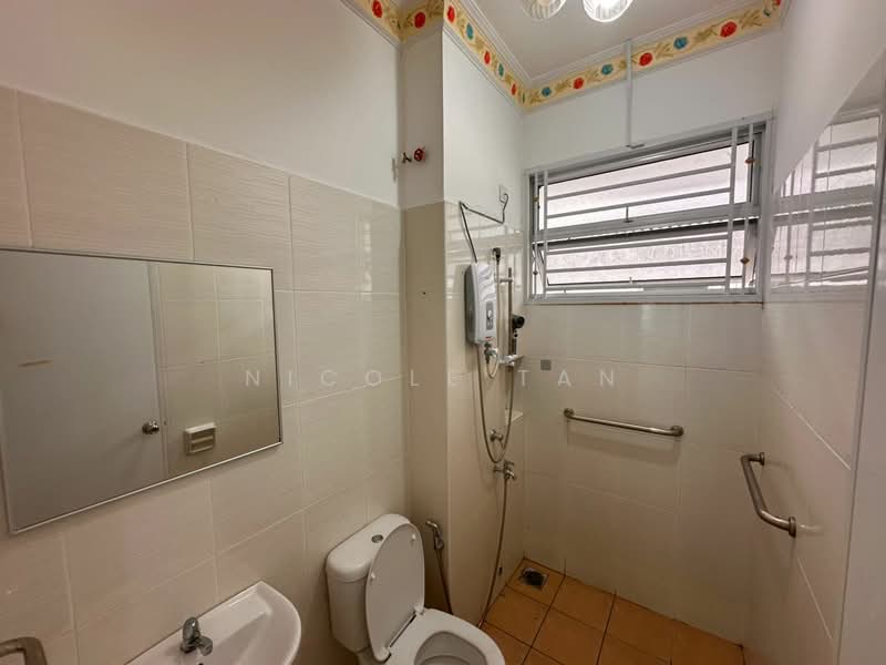Link Bungalow for Sale in Mutiara Rini (Skudai) - Nicole Tan - Bathroom - PropertyGuru.com.my