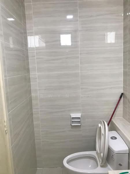 D'Summit Residences untuk Untuk Dijual - RM 370,000, Mac 2026 - Bathroom - PropertyGuru.com.my