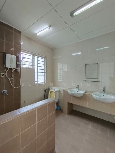 Townhouse for Sale in Kota Kemuning (Shah Alam) - Susan Wong - Bathroom - PropertyGuru.com.my