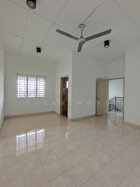 Townhouse for Sale in Kota Kemuning (Shah Alam) - Susan Wong - Master room #2 - PropertyGuru.com.my