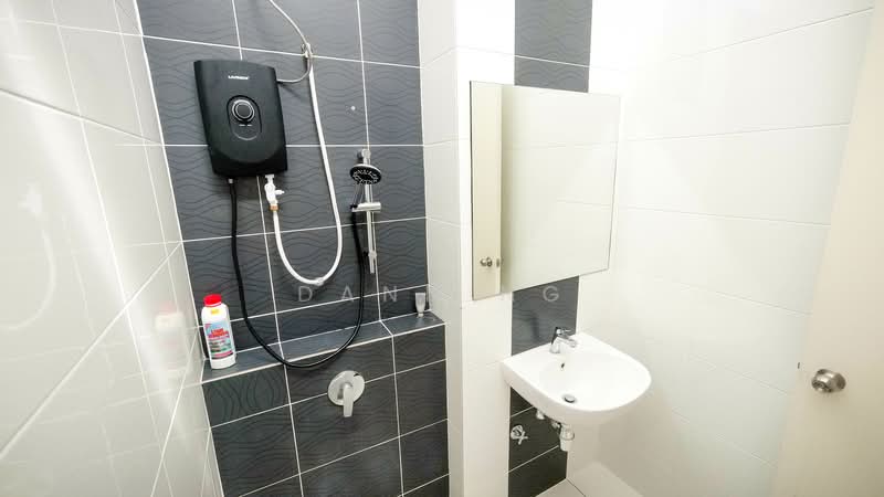 2-storey Terraced House for Sale in Eco Majestic (Semenyih) - Dann Ng - Bathroom - PropertyGuru.com.my
