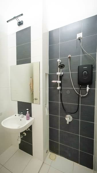 2-storey Terraced House for Sale in Eco Majestic (Semenyih) - Dann Ng - Bathroom - PropertyGuru.com.my