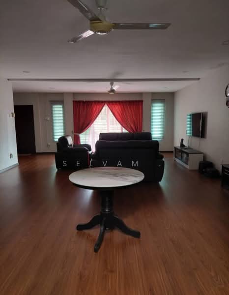 Bungalow for Sale in Shah Alam (Selangor) - Selvam . - Living Room - PropertyGuru.com.my