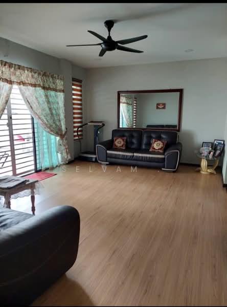 Bungalow for Sale in Shah Alam (Selangor) - Selvam . - Living Room - PropertyGuru.com.my