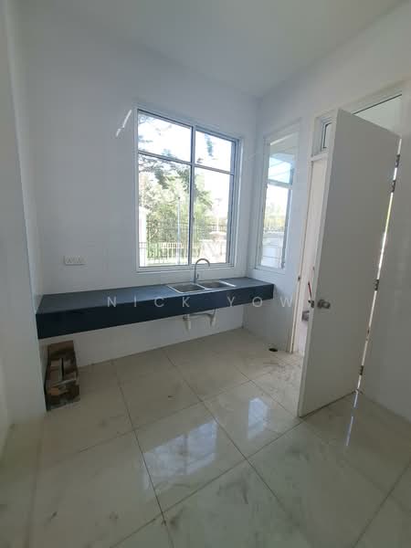 Eco Majestic untuk Untuk Disewa - RM 1,800 /bulan, Feb 2026 - Kitchen - PropertyGuru.com.my