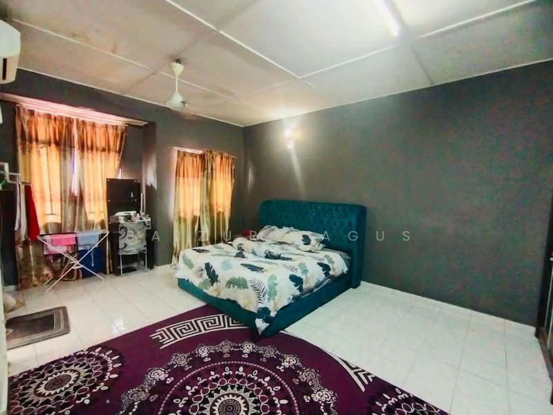 2-storey Terraced House for Sale in Taman Seri Mewah (Kajang) - Baizura Agus - Bedroom - PropertyGuru.com.my
