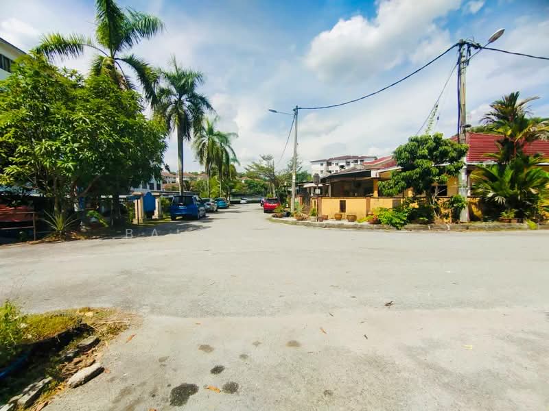 2-storey Terraced House for Sale in Taman Seri Mewah (Kajang) - Baizura Agus - Exterior - PropertyGuru.com.my
