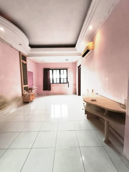 2-storey Terraced House for Sale in Taman Johor Jaya (Johor Bahru) - Pauline Ng - Living Room - PropertyGuru.com.my