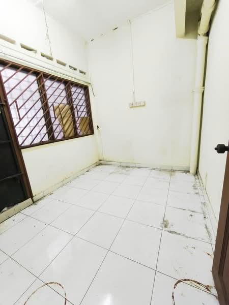 2-storey Terraced House for Sale in Taman Johor Jaya (Johor Bahru) - Pauline Ng - Interior - PropertyGuru.com.my