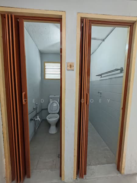 Section 14 untuk Untuk Disewa - RM 2,200 /bulan, Feb 2026 - Bathroom - PropertyGuru.com.my