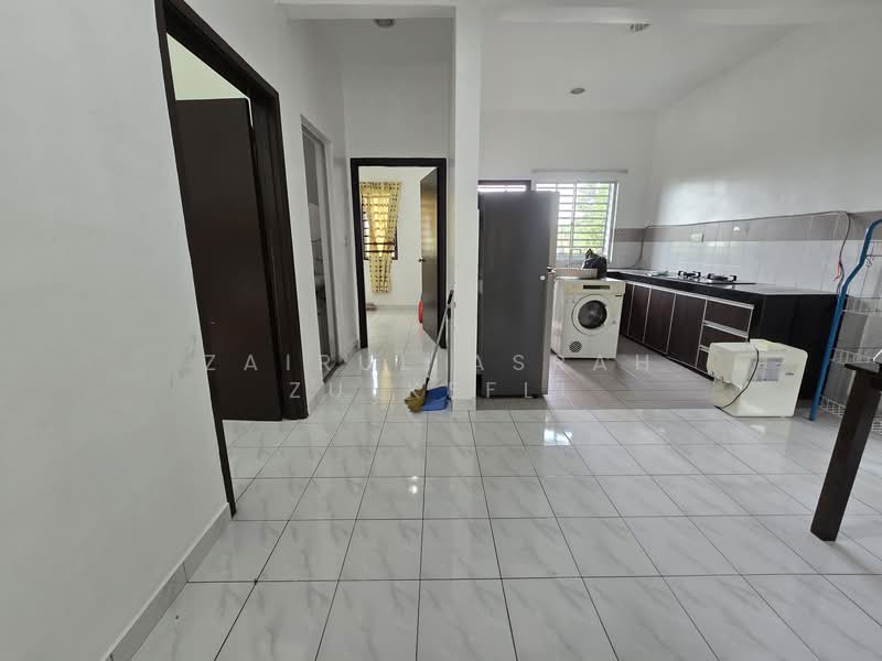 Townhouse for Sale in Kajang (Selangor) - Zairul Asrah Zulkefli - Kitchen - PropertyGuru.com.my