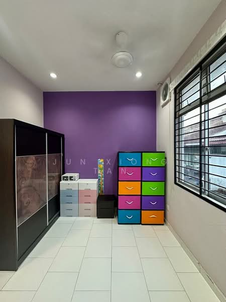 1.5-storey Terraced House for Sale in Setia Eco Gardens (Gelang Patah) - Jun Xiong Tan - Bedroom - PropertyGuru.com.my