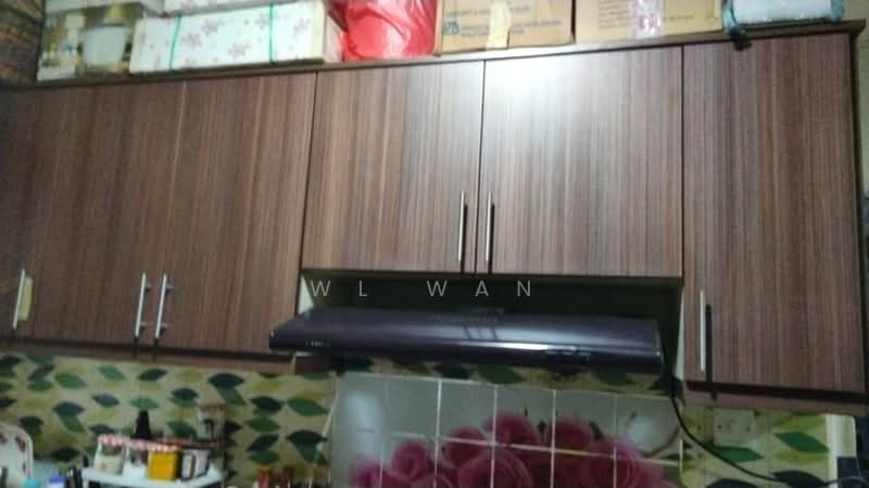 Petaling Indah Condominiums untuk Untuk Dijual - RM 300,000, Mac 2026 - Kitchen - PropertyGuru.com.my