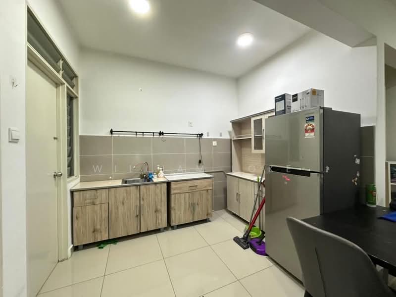 Service Residence for Rent at D'Putra Suites - William Loke - Kitchen - PropertyGuru.com.my