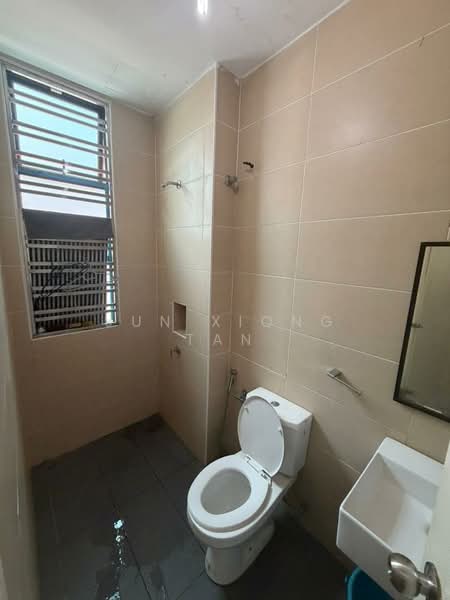 2-storey Terraced House for Sale in Taman Nusa Bestari (Iskandar Puteri (Nusajaya)) - Jun Xiong Tan - Bathroom - PropertyGuru.com.my