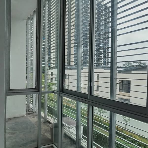 Shop for Sale in Taman Damansara Aliff (Tampoi) - Jack Cheu - Balcony - PropertyGuru.com.my