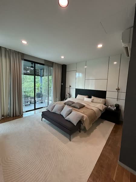 3-storey Terraced House for Sale in Leisure Farm (Gelang Patah) - Darrow Ho - Bedroom - PropertyGuru.com.my