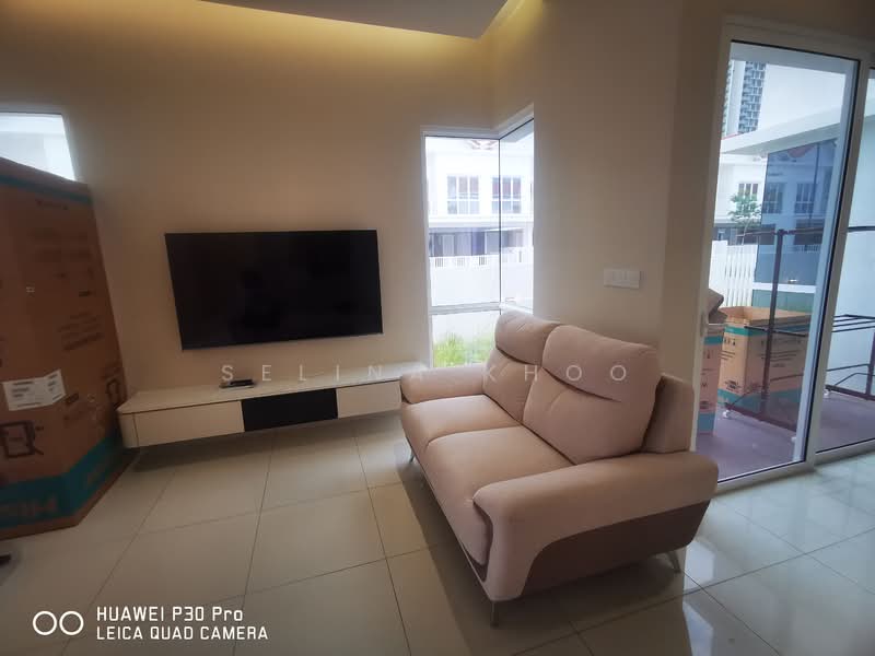 2-storey Terraced House for Sale in Aspen Vision City (Batu Kawan) - Selina Khoo - Living Room - PropertyGuru.com.my