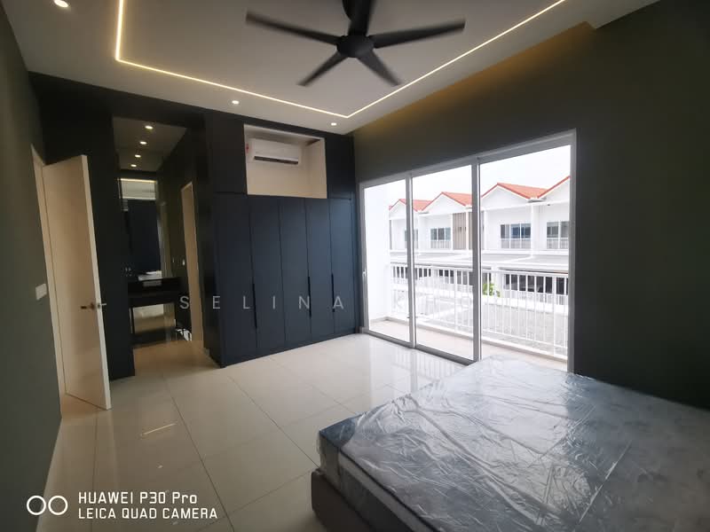 2-storey Terraced House for Sale in Aspen Vision City (Batu Kawan) - Selina Khoo - Bedroom - PropertyGuru.com.my