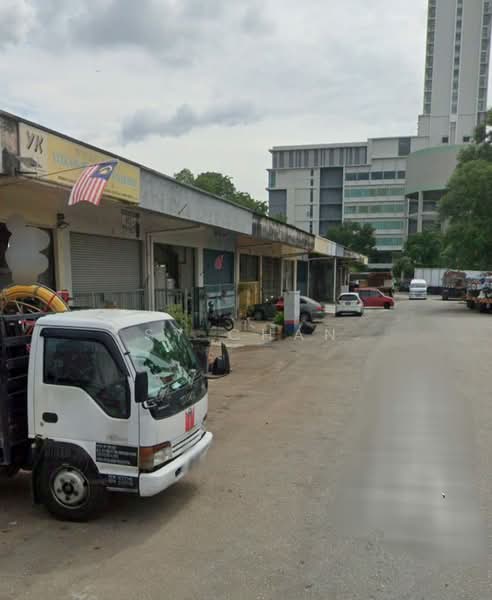 Factory for Rent in Taman Perindustrian Puchong Utama (Puchong) - SY Chan - Exterior - PropertyGuru.com.my