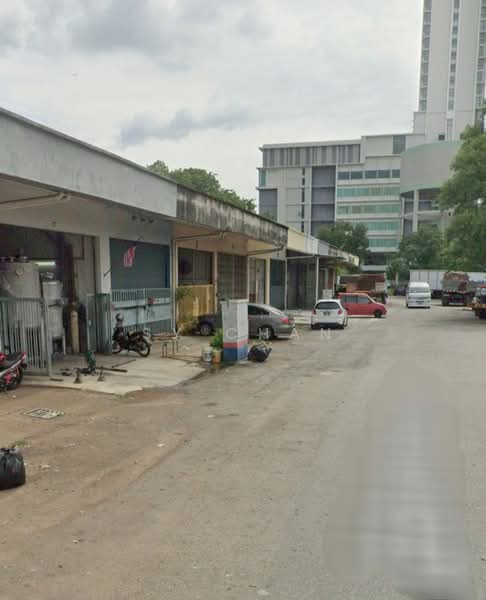 Factory for Rent in Taman Perindustrian Puchong Utama (Puchong) - SY Chan - Exterior - PropertyGuru.com.my