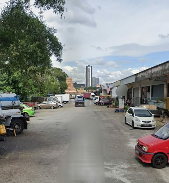 Factory for Rent in Taman Perindustrian Puchong Utama (Puchong) - SY Chan - Exterior - PropertyGuru.com.my