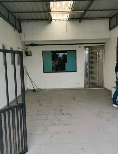 2-storey Terraced House for Sale in Taman Nora (Ulu Tiram) - Joyce Ong - Entrance - PropertyGuru.com.my