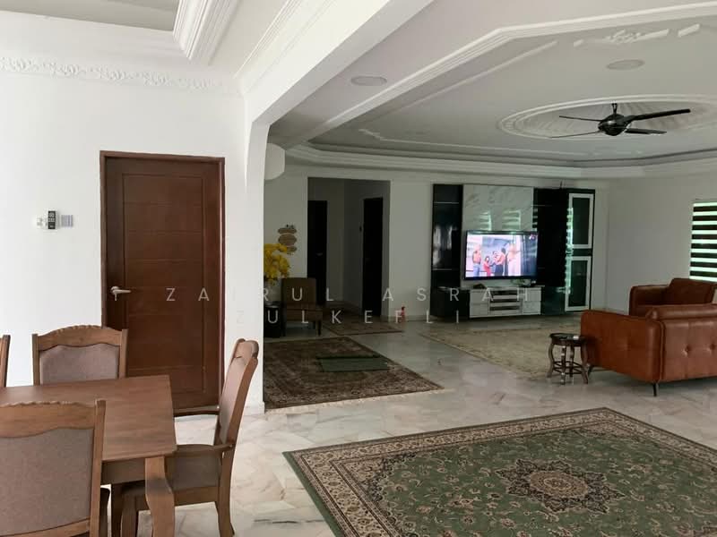 Bungalow for Sale in Shah Alam (Selangor) - Zairul Asrah Zulkefli - Living Room - PropertyGuru.com.my