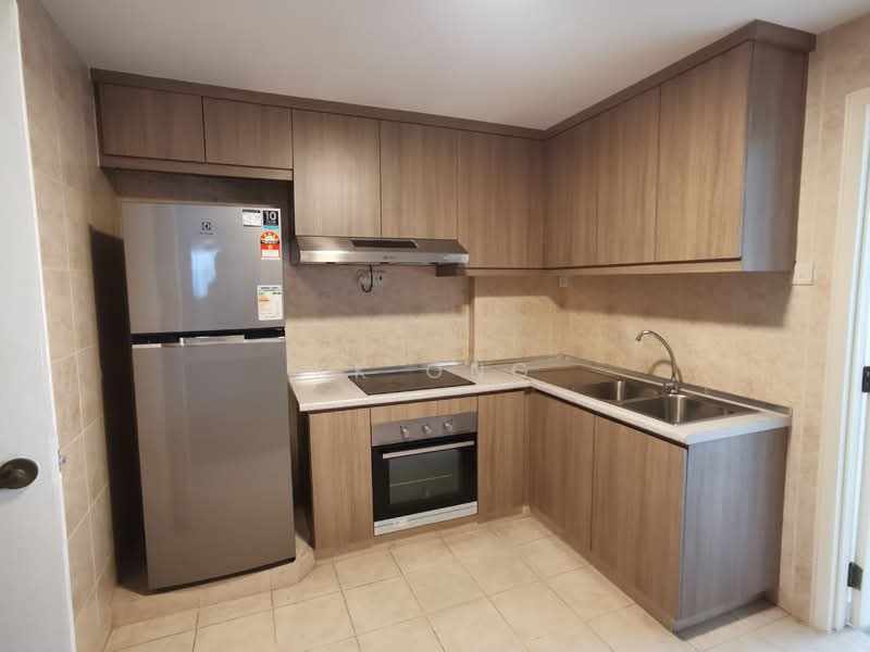 Sri Tiara Residences untuk Untuk Disewa - RM 3,850 /bulan, Feb 2026 - Kitchen - PropertyGuru.com.my