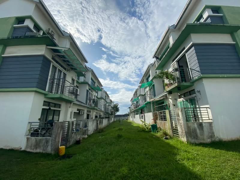Townhouse for Rent in Bandar Bukit Puchong 2 (Puchong) - Ms Sim - Exterior - PropertyGuru.com.my
