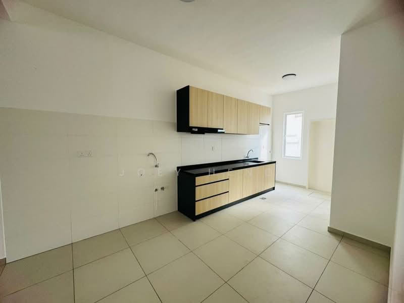 2-storey Terraced House for Rent in Bandar Sri Sendayan (Negeri Sembilan) - Joey Heng - Kitchen - PropertyGuru.com.my