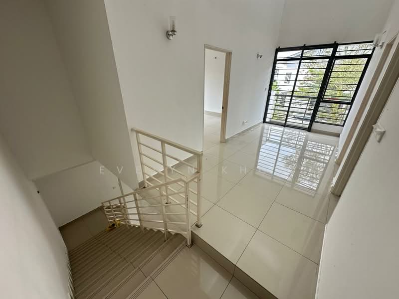 2-storey Terraced House for Sale in Rawang (Selangor) - Evelyn Khoo - Hallway - PropertyGuru.com.my