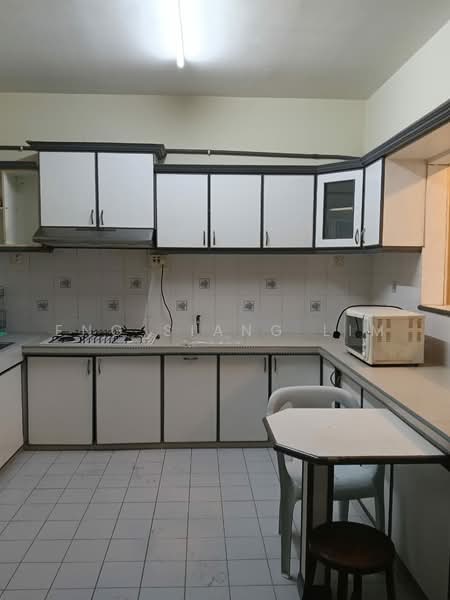 For Rent - Villa Flora