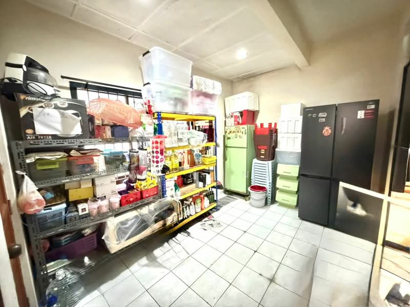 Semi-Detached House for Sale in Taman Perling (Perling) - Wayne Ng - Interior - PropertyGuru.com.my