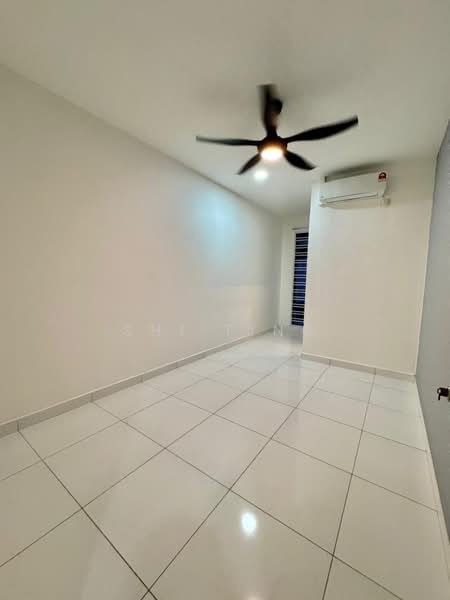 2-storey Terraced House for Sale in Taman Bestari Indah (Ulu Tiram) - Shi Ting - Interior - PropertyGuru.com.my