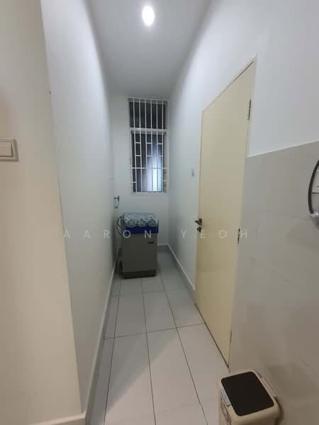 Service Residence for Sale at Skypod Residence - Aaron Yeoh - Corridor - PropertyGuru.com.my