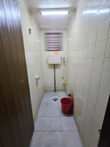 1-storey Terraced House for Sale in Kepong Baru (Kepong) - Coyee Wong - Bathroom - PropertyGuru.com.my