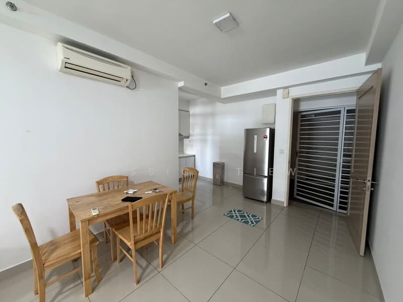 Austin Suites (Permata Austin) untuk Untuk Disewa - RM 1,800 /bulan, Feb 2026 - Dining Room - PropertyGuru.com.my