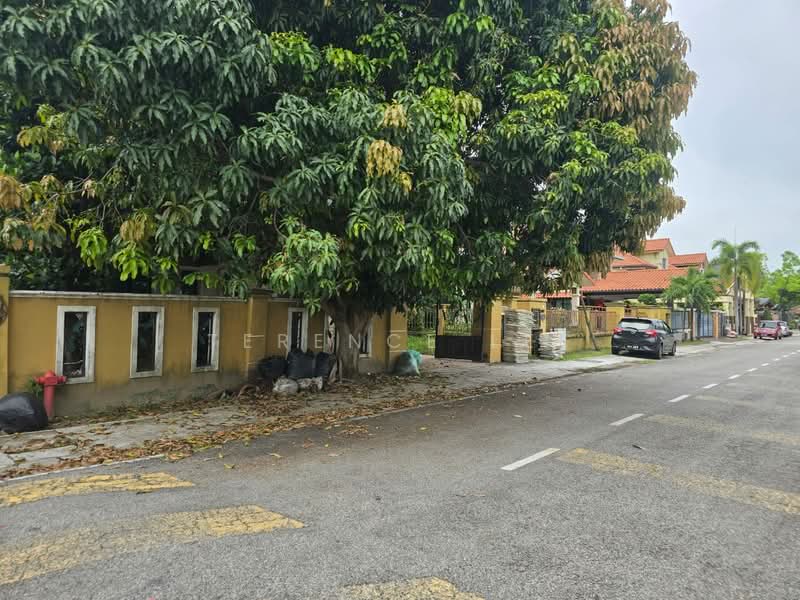Bungalow for Sale in Taman Aman Perdana (Kapar) - Terence Lee - Exterior - PropertyGuru.com.my