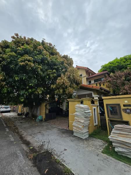 Bungalow for Sale in Taman Aman Perdana (Kapar) - Terence Lee - Exterior - PropertyGuru.com.my
