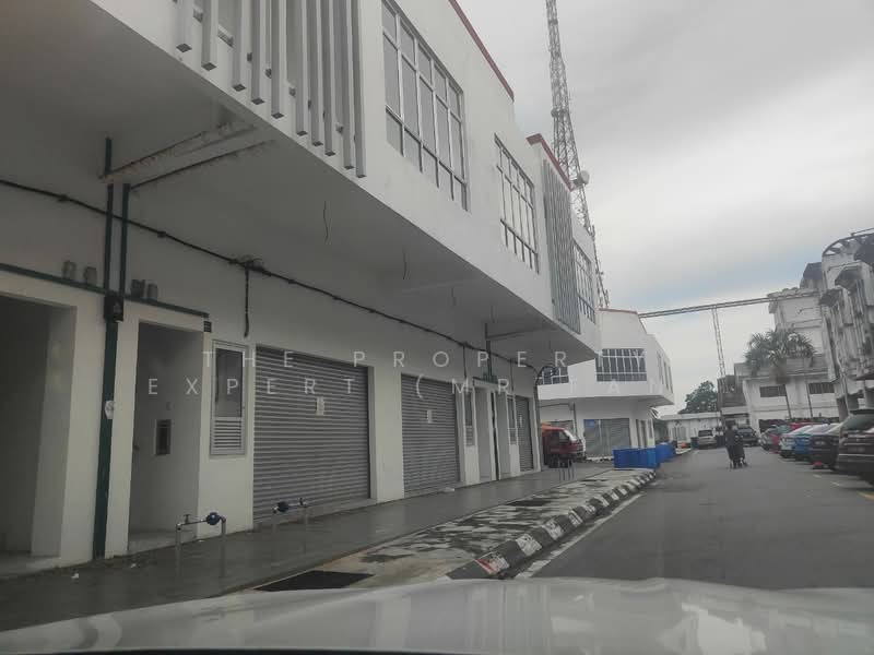 Shop for Sale in Banting (Selangor) - The Property Expert (Mr Fan) - Exterior - PropertyGuru.com.my