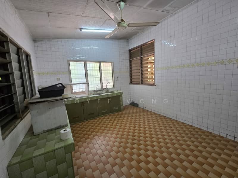 1-storey Terraced House for Sale in Taman Bukit Maluri (Kepong) - Coyee Wong - Kitchen - PropertyGuru.com.my