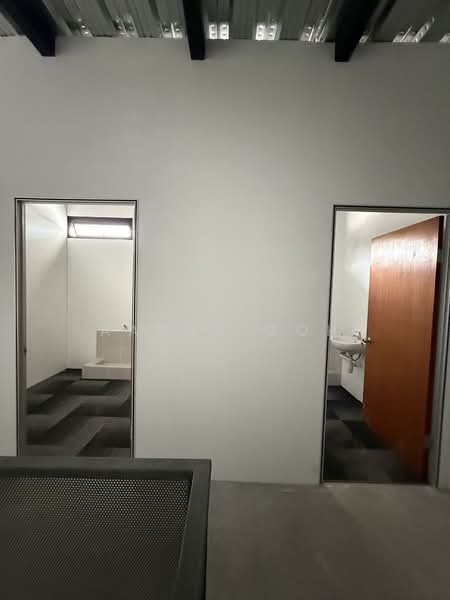Detached Factory for Rent in Ulu Kelang (Kuala Lumpur) - Aaron Goh - Bathroom - PropertyGuru.com.my