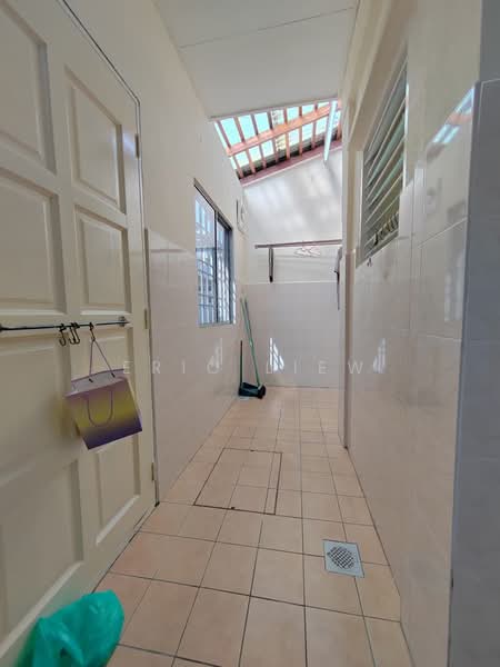 2-storey Terraced House for Sale in Taman Sutera (Kajang) - Eric Liew - Corridor - PropertyGuru.com.my