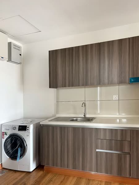 EDUSENTRAL untuk Untuk Disewa - RM 2,500 /bulan, Feb 2026 - Kitchen - PropertyGuru.com.my