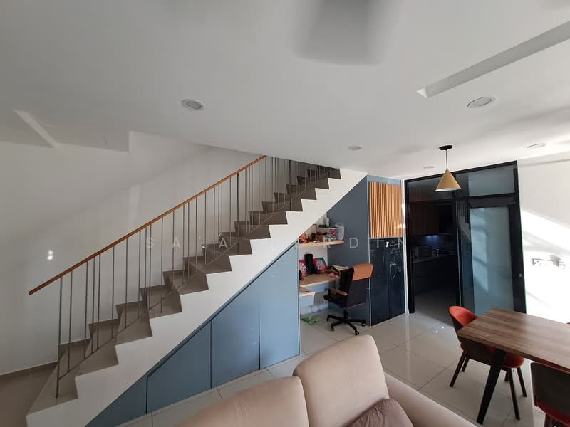 Terraced House for Sale in Cyberjaya (Selangor) - Sa'a Nordin - Living Room - PropertyGuru.com.my