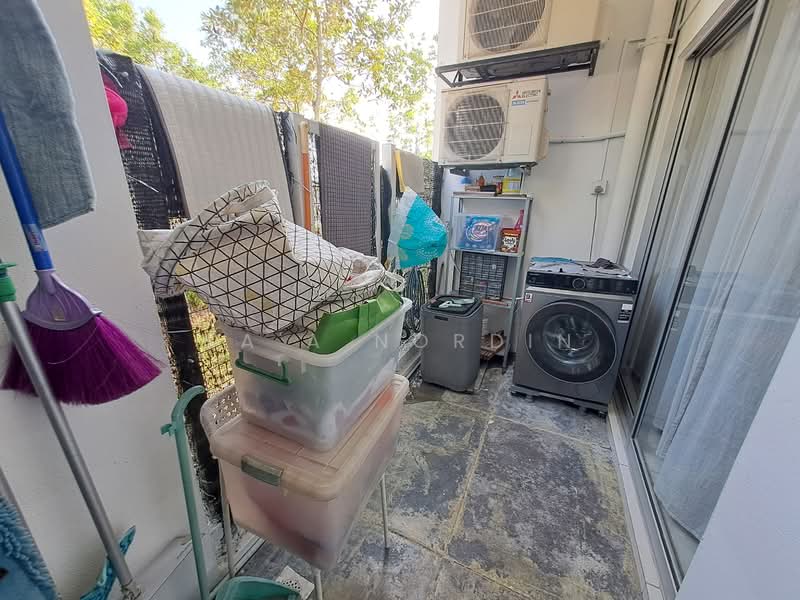 Terraced House for Sale in Cyberjaya (Selangor) - Sa'a Nordin - Balcony - PropertyGuru.com.my