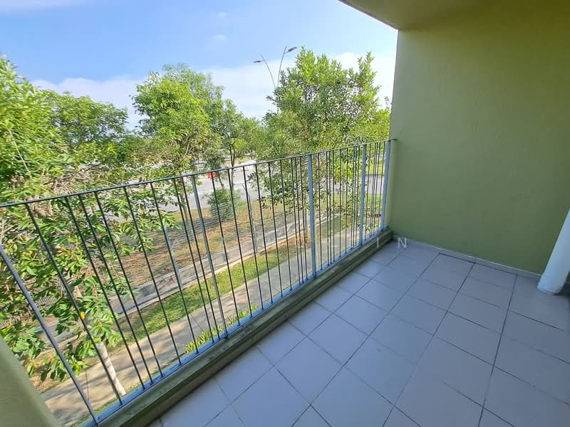Terraced House for Sale in Cyberjaya (Selangor) - Sa'a Nordin - Balcony - PropertyGuru.com.my